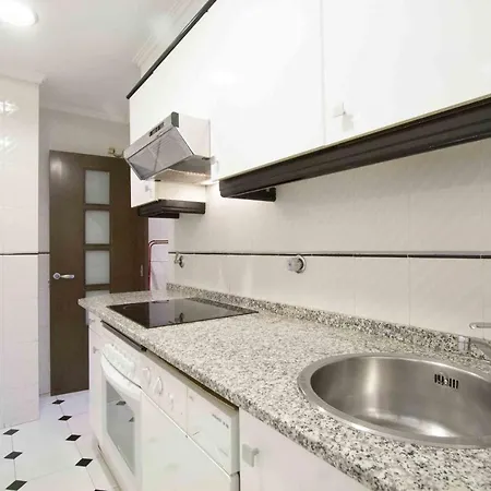 Junto A La Playa De Gros, Parking Opcional Apartman San Sebastián